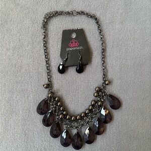 Paparazzi Dark Teardrop Necklace Set